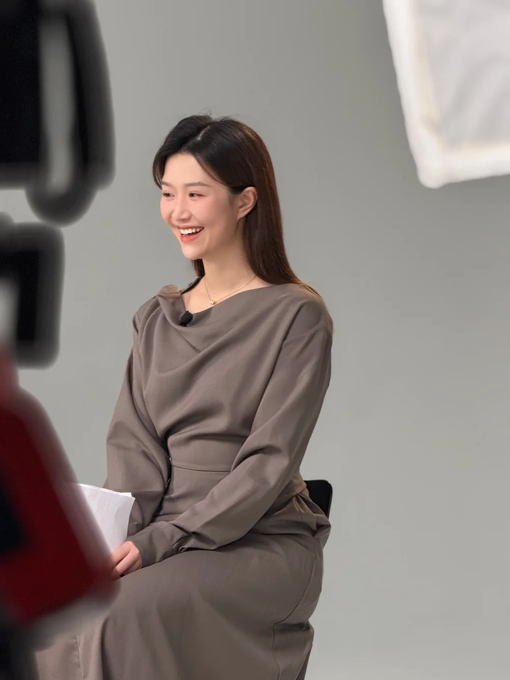 新氧 AI 时代独立女性采访